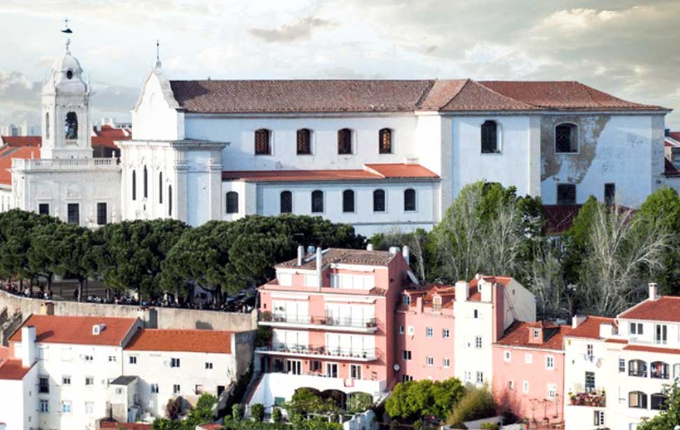 The Church and Convent of Graça (Igreja e Convento da Graça) 