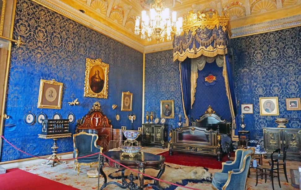 The Ajuda National Palace - Blue Room
