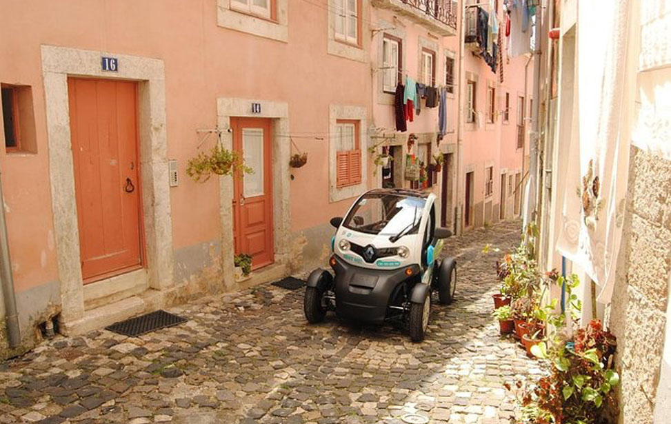 Electric Car Tour of Lisbon Old Town and Belém with GPS Audio Guide